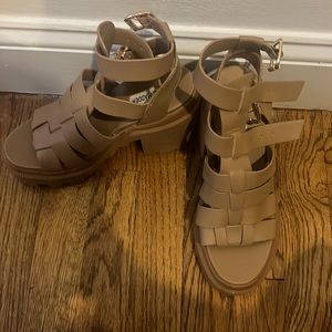 Steve Madden Nude Chunky Sandal